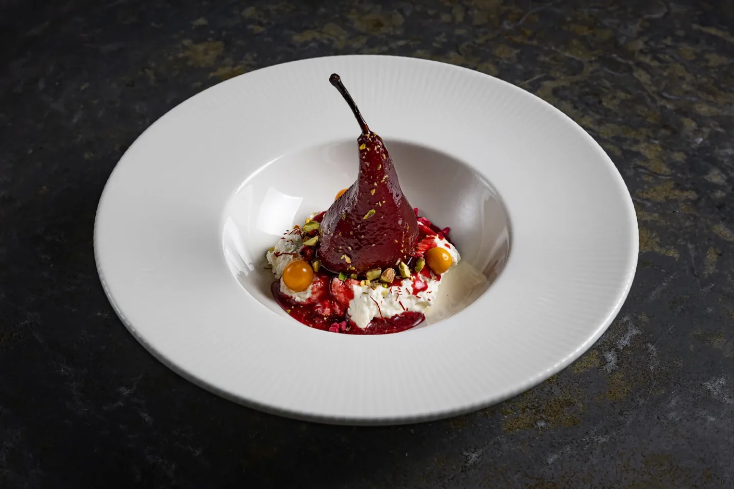 Груша в вине с маскарпоне