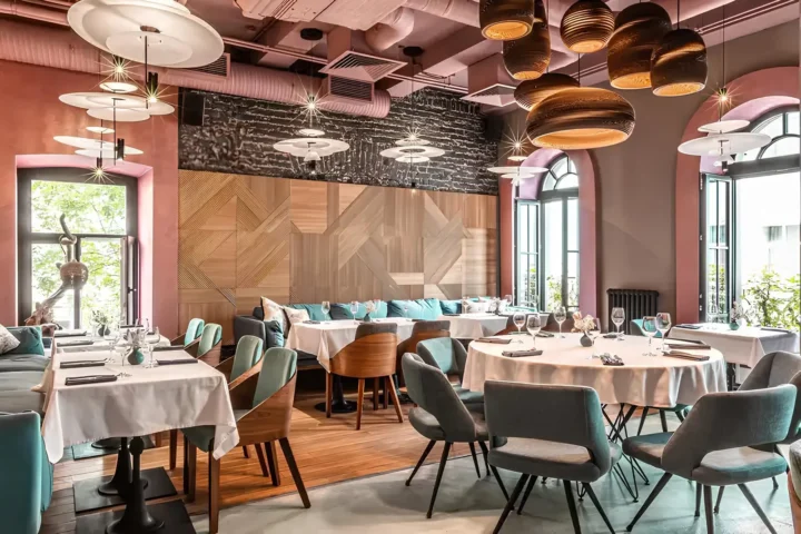 Рыбный ресторан LureMe на Патриках в Москве