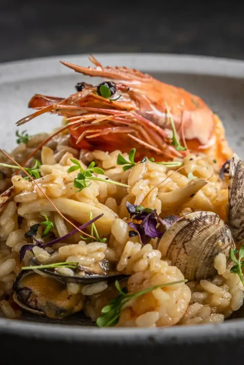 Ризотто Маре с морепродуктами в итальянском рыбном ресторане LureMe на Патриарших прудах