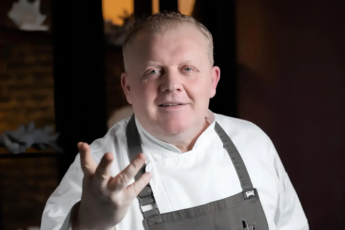 Шеф-повар Франческо Воче в итальянском рыбном ресторане LureMe в Москве