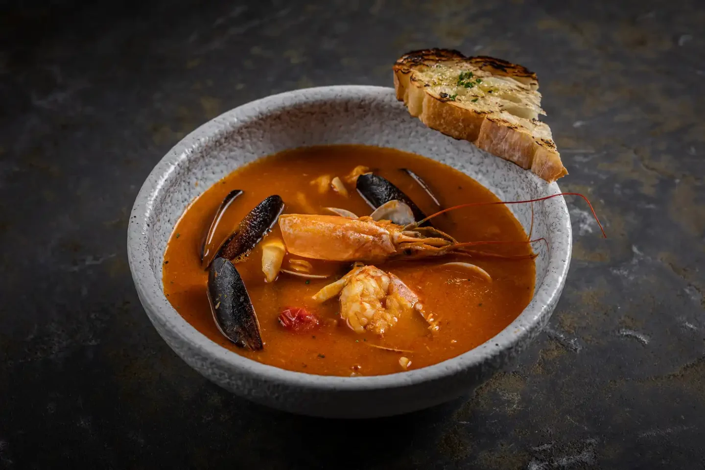 Суп с морепродуктами по-Калабрийски