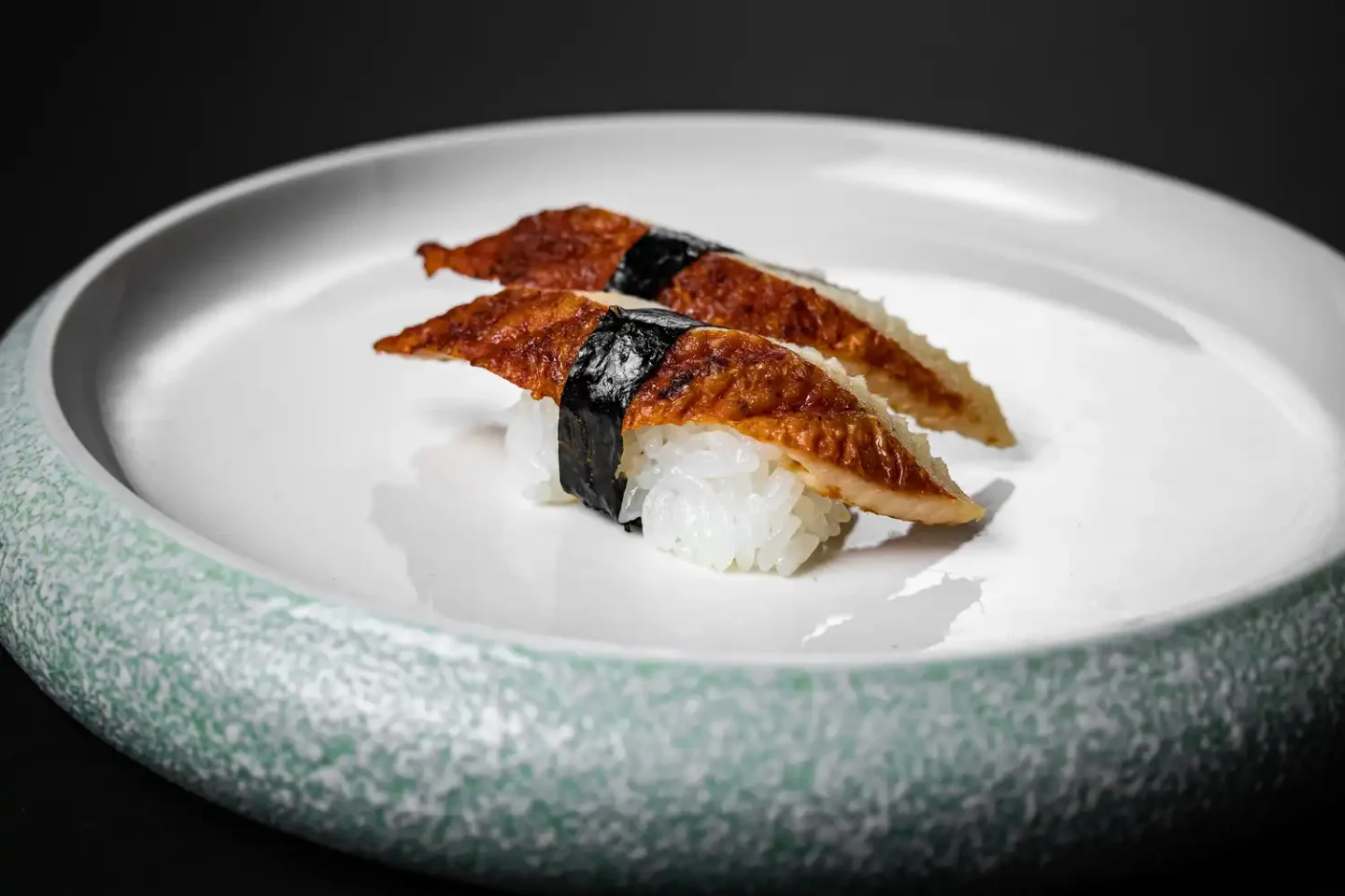 Суши угорь Fish Bar в ресторане LureMe