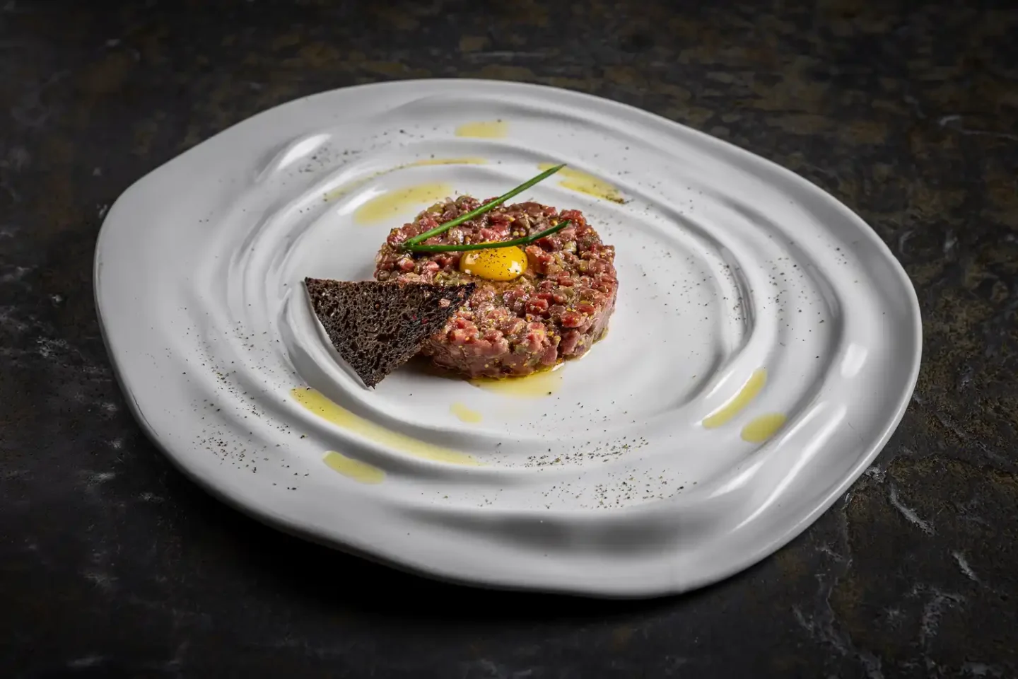 Тар тар из говядины от Шефа в итальянском рыбном ресторане LureMe